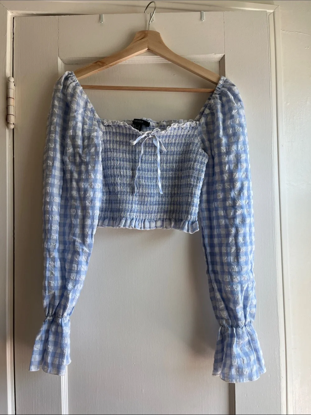 Forever 21 Pastel Blue Gingham Smocked Puff-Sleeve Crop Top - Picture 1 of 4